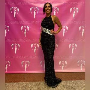 Johnathan Kayne gown